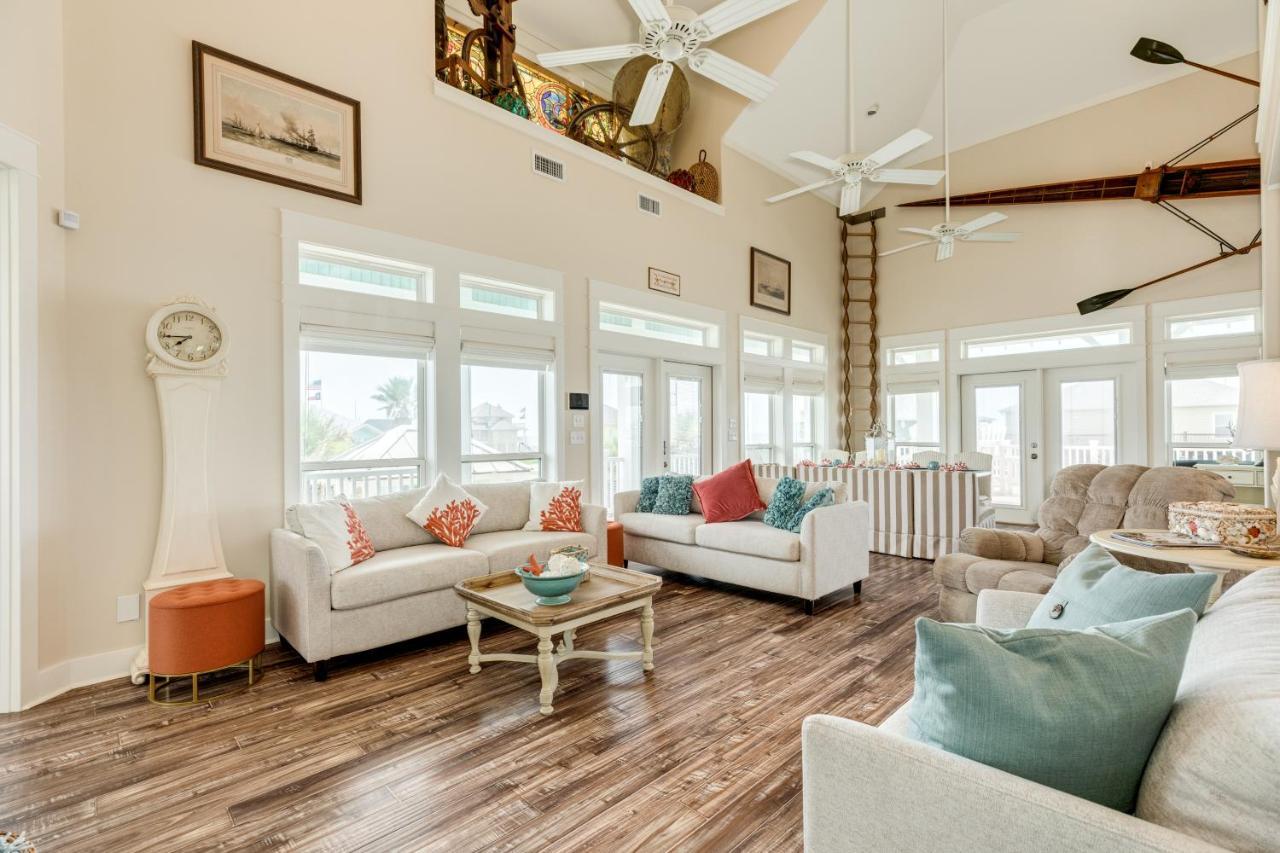 Seaside Luxe Villa Crystal Beach Exterior photo